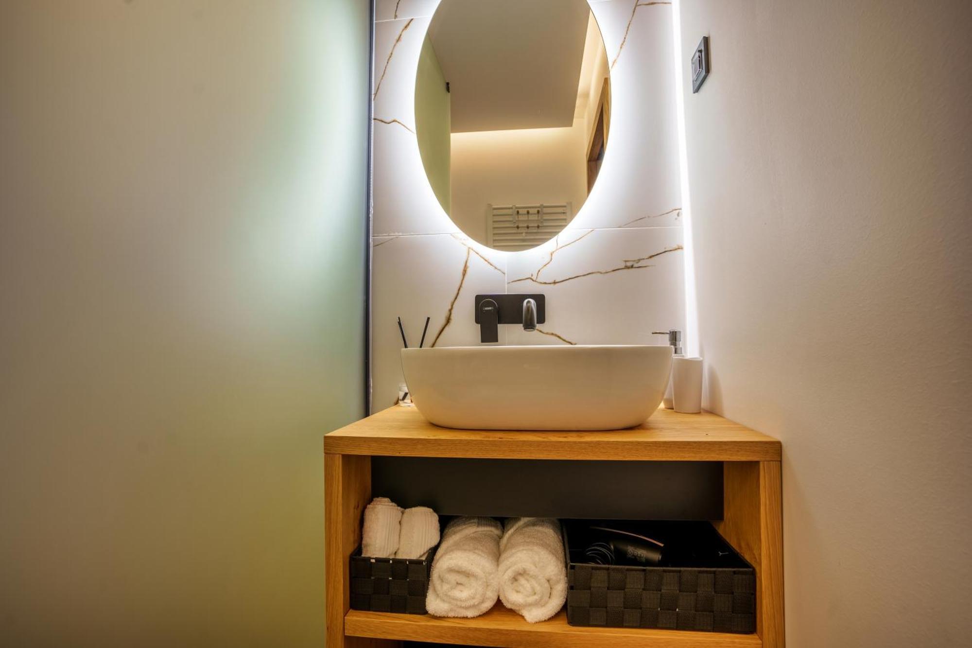 Hotel Frost Μαριμπόρ Εξωτερικό φωτογραφία