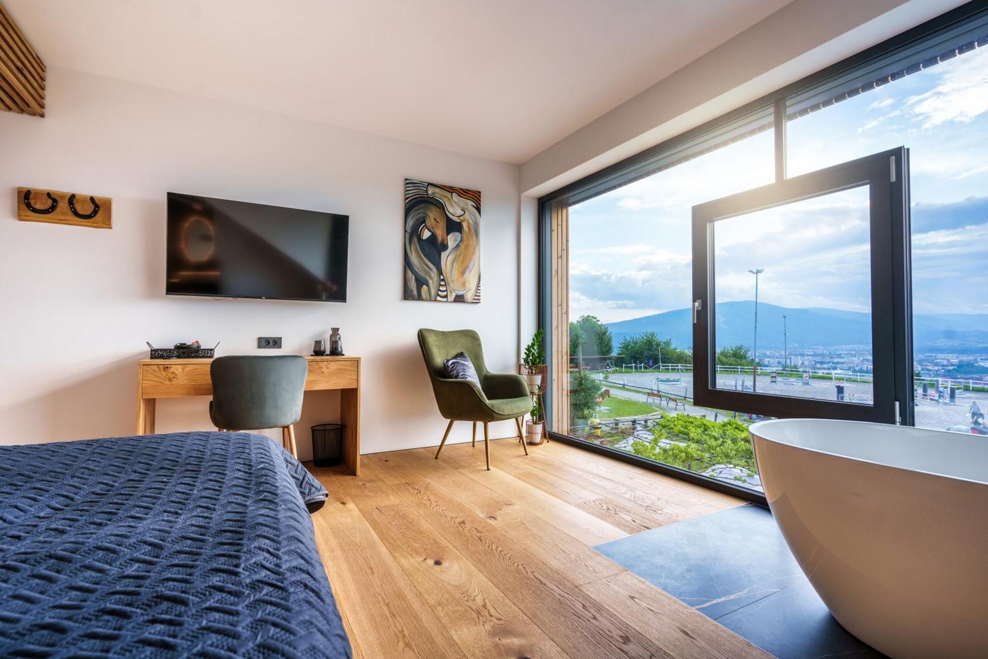 Hotel Frost Μαριμπόρ Εξωτερικό φωτογραφία