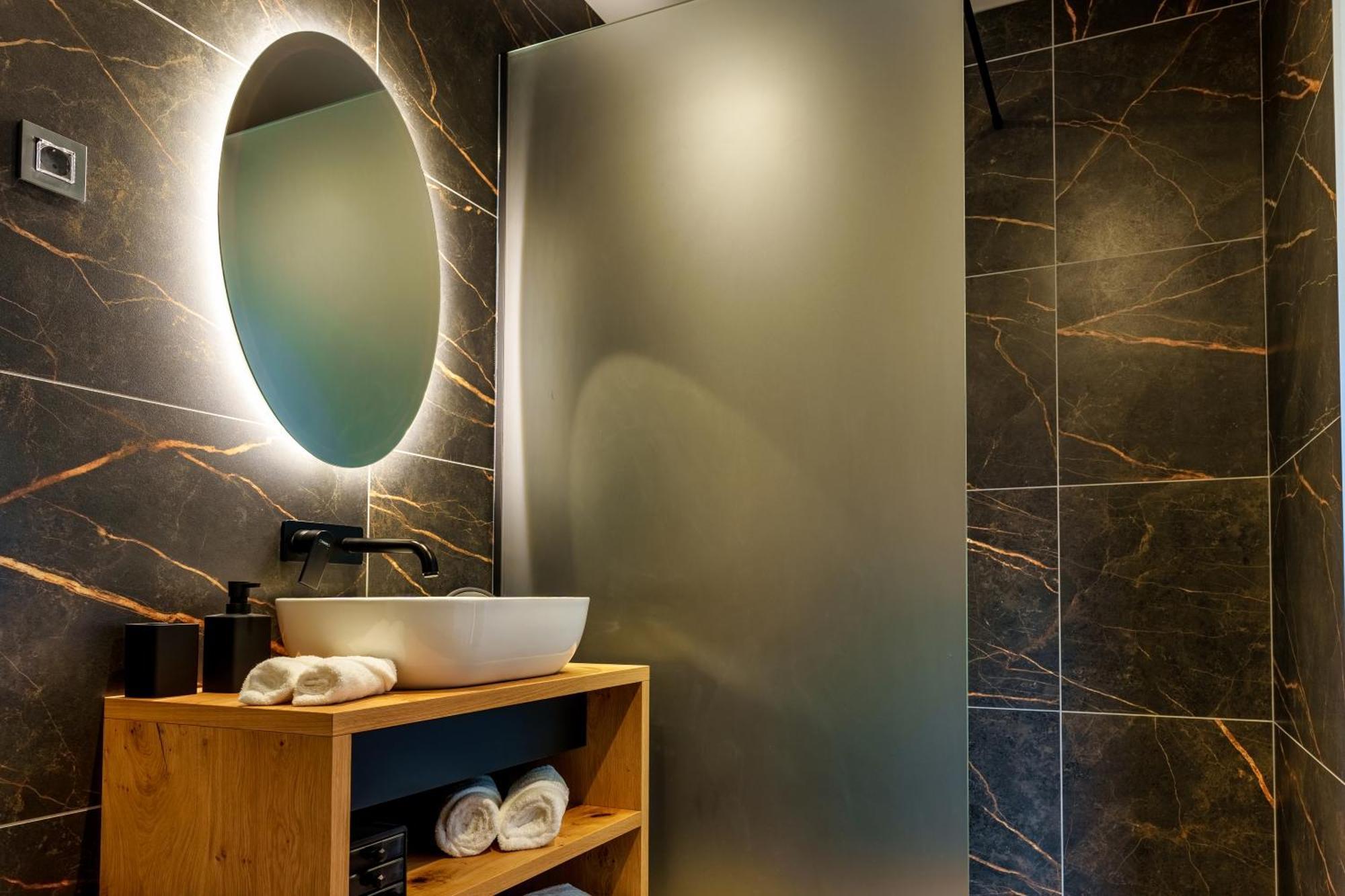 Hotel Frost Μαριμπόρ Εξωτερικό φωτογραφία