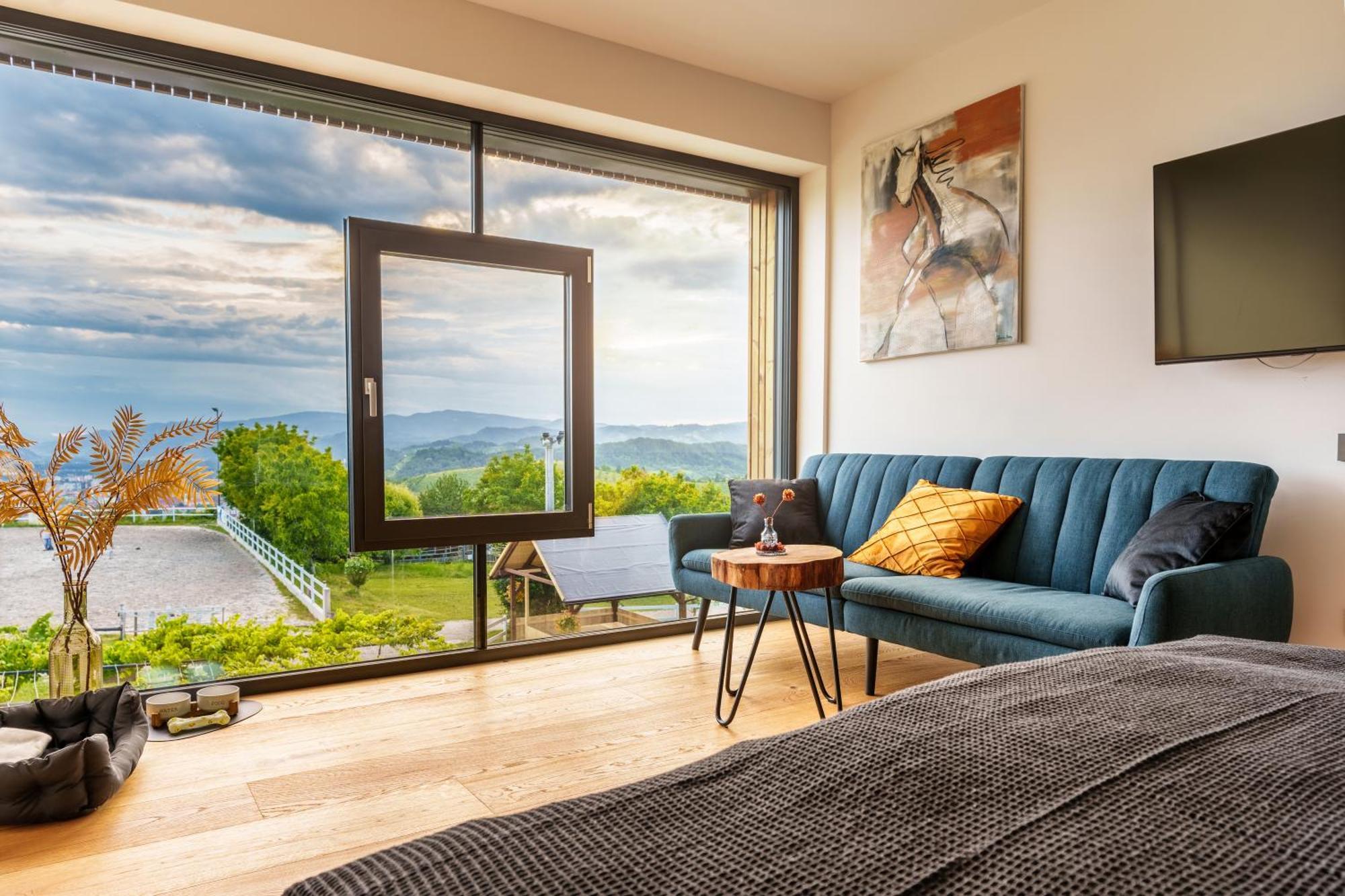 Hotel Frost Μαριμπόρ Εξωτερικό φωτογραφία